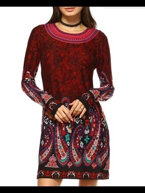 White Mark Red Paisley Long Sleeve Dress